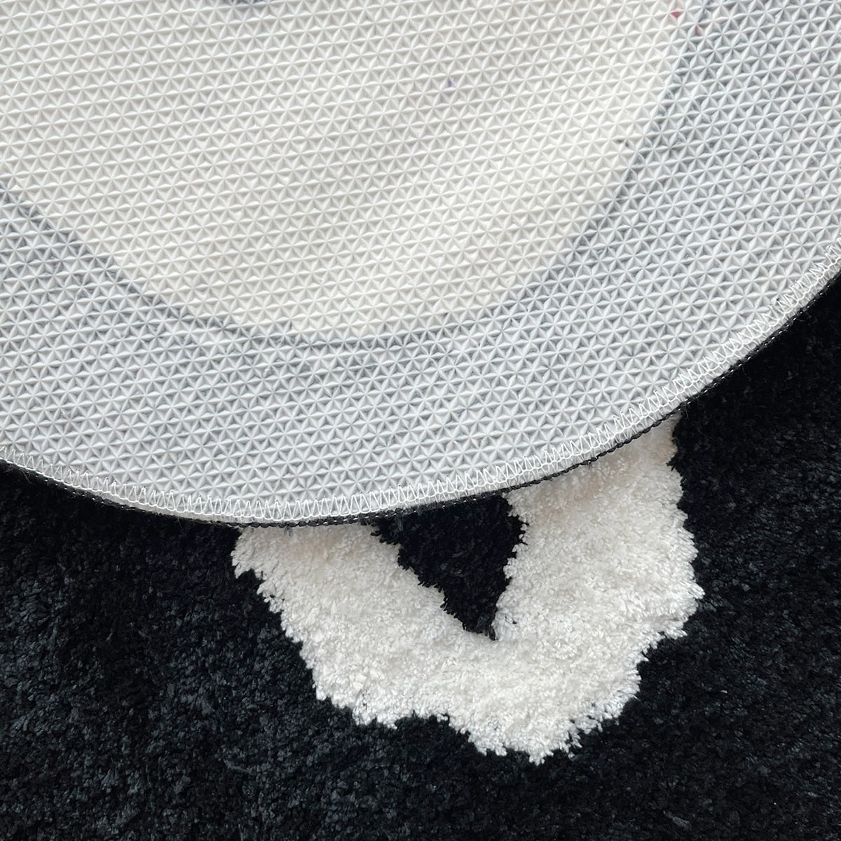 CORX Designs - Scream Ghost Face Rug - Review