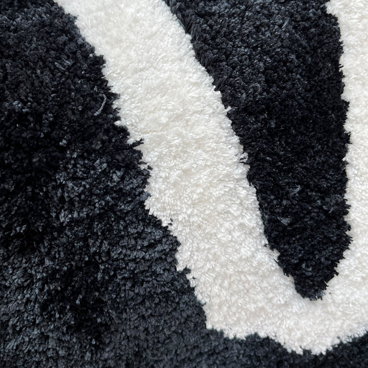 CORX Designs - Scream Ghost Face Rug - Review