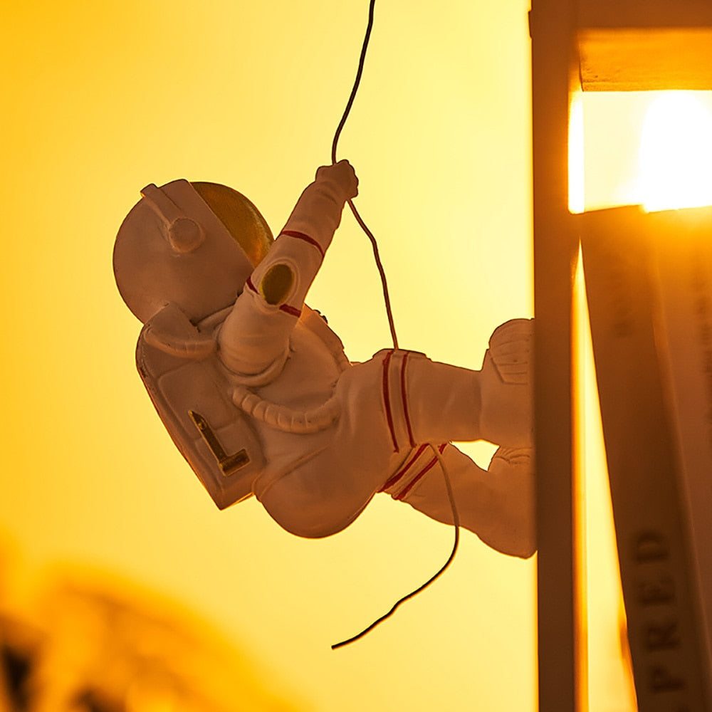 CORX Designs - Climbing Astronaut Wall Statue - Review