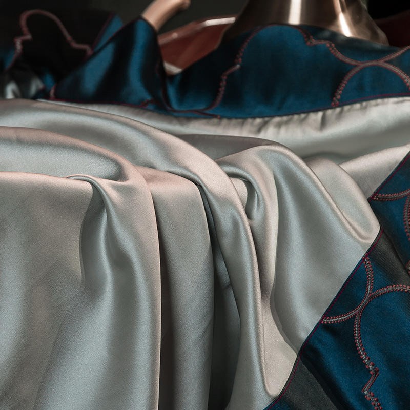 CORX Designs - Bordeaux Swan Silky Satin Duvet Cover Bedding Set - Review