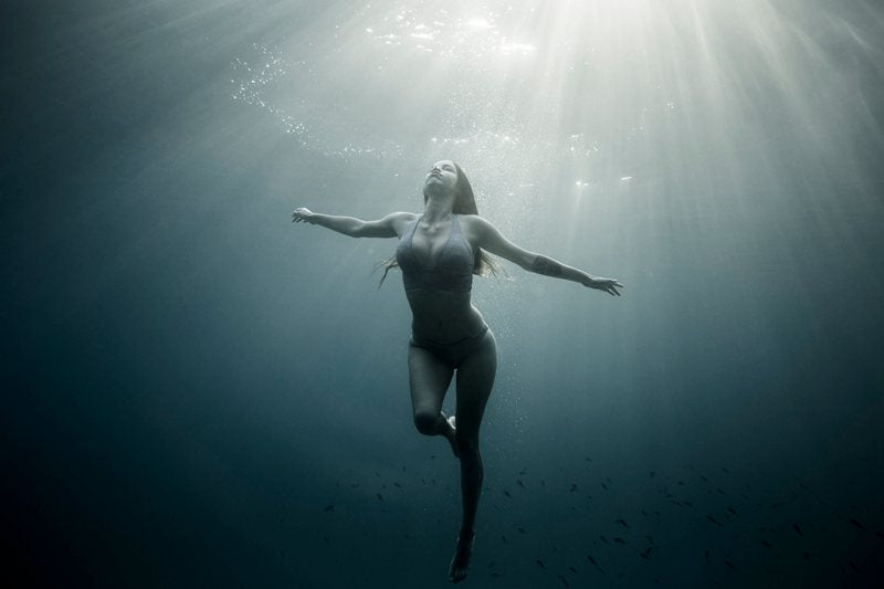CORX Designs - Blue Ocean Diving Goddess Canvas Art - Review