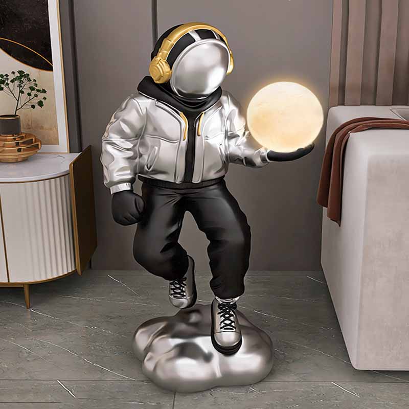 CORX Designs - Astronaut Holding Moon Lamp Large Statue - Review