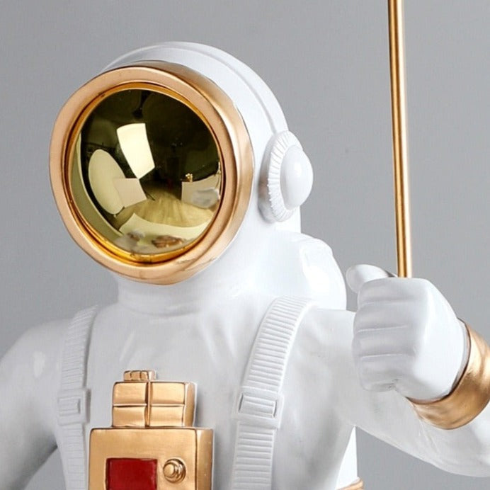 CORX Designs - Astronaut Planet Balloon Statue - Review