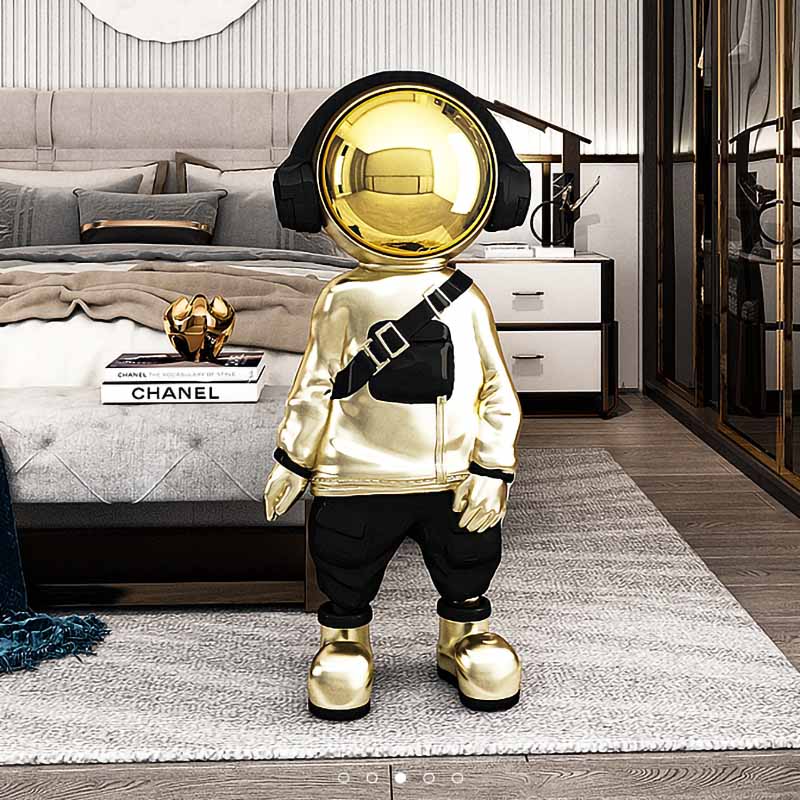 CORX Designs - Astronaut with Headphone Statue - Review