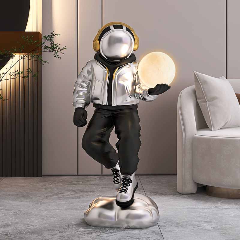 CORX Designs - Astronaut Holding Moon Lamp Large Statue - Review