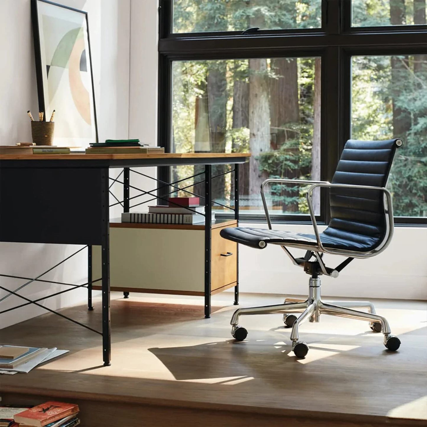 CORX Designs - Eames Aluminum Group Office Chair with Genuine Leather - Review